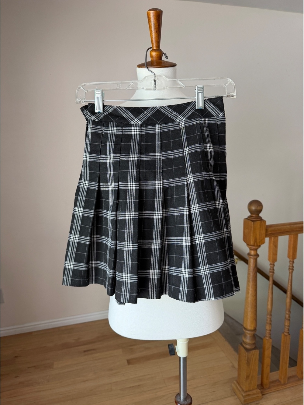 Black Plaid Pleated Mini Skirt - Size US 0 EUR 32